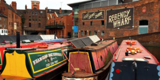 Birmingham-canals-boats-810.jpg