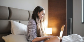 ecommerce-customer-810.jpg
