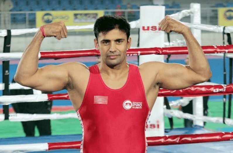 Unable To Walk Till The Age Of 12 - At 30, He Became World Heavyweight Wrestling Champion