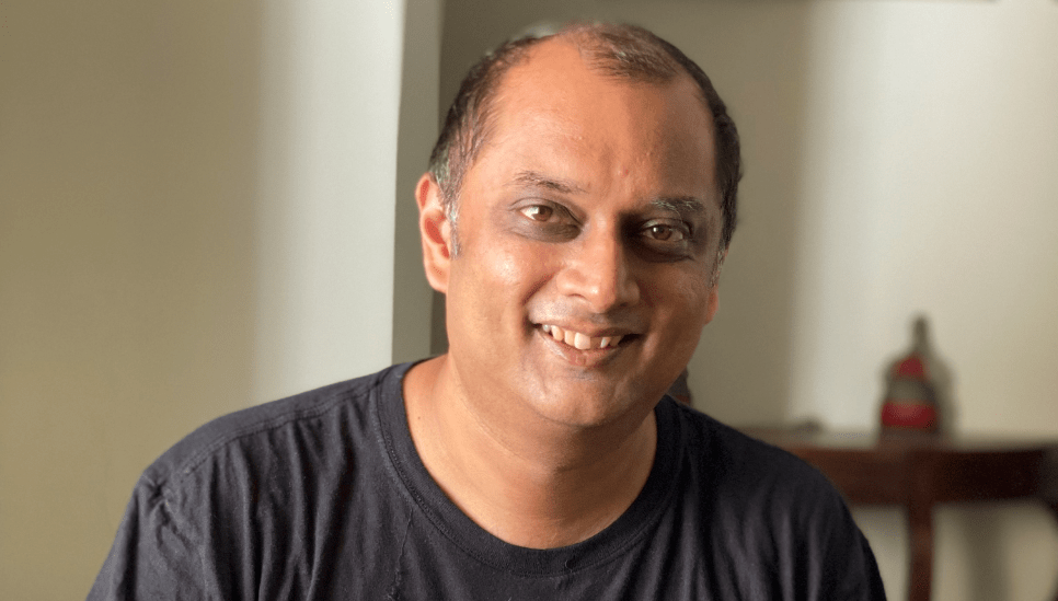 Story: When Everyone Was Busy Earning To Eat, He Took A Weird Decision To Eat And Earn.