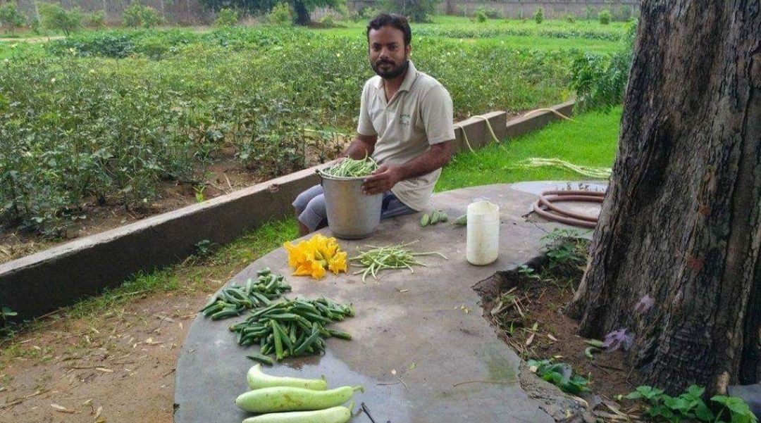 With Just Rs 6k This IITian Changed 5000 Students 8900 Farmers Life