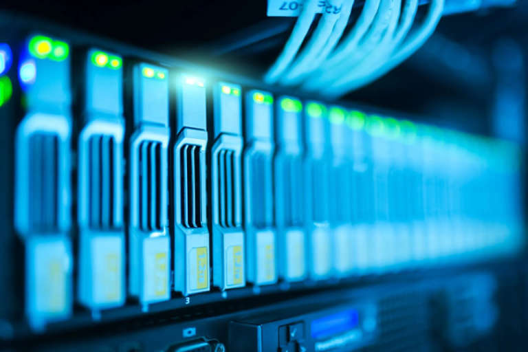 cloud-servers-810
