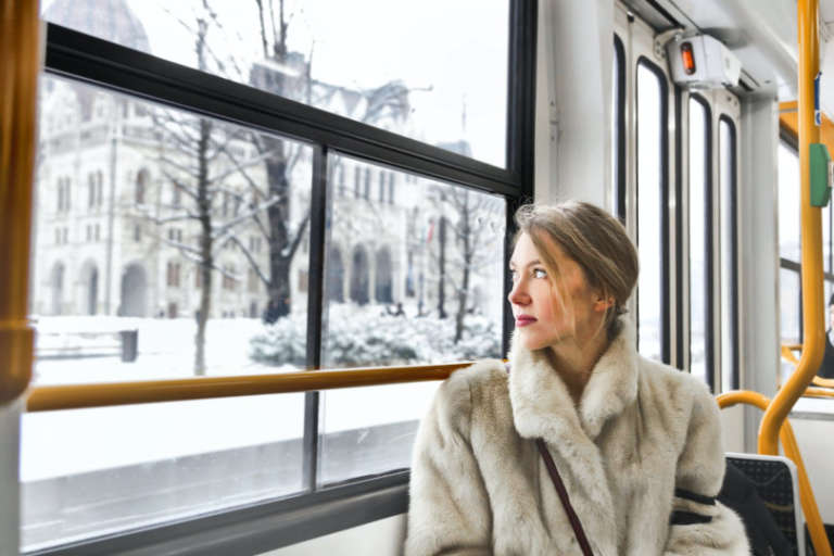bus-travel-810