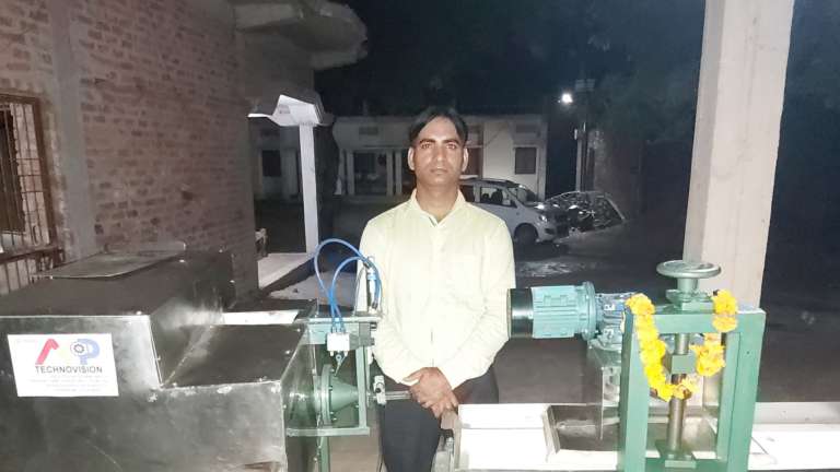 UP Farmer’s Son Changing The World One Award-Winning Innovation At A Time