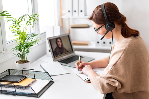 5 Tips to Use Videos in Your Remote Onboarding Procedure