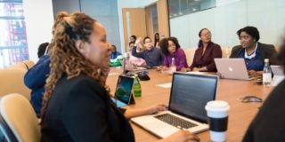 5 ways to improve employee engagement through gifting