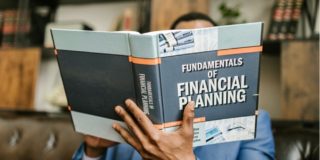 6 books on personal finance worth reading copy