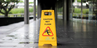 wet-floor-sign-810.jpg