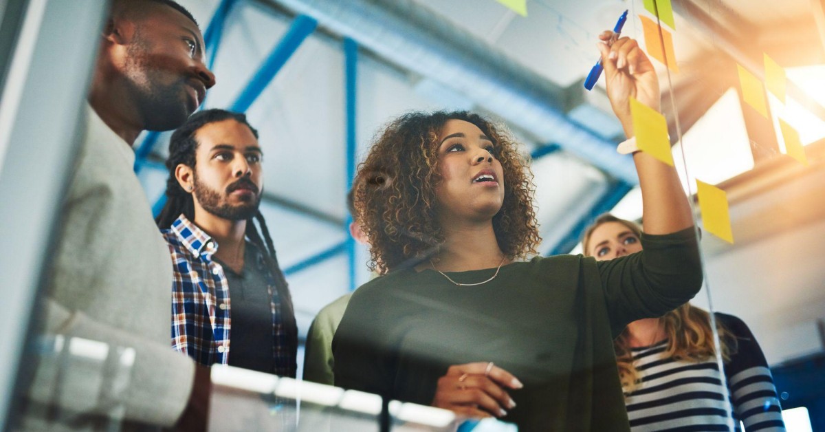How to conduct a brainstorming session with agents working remotely