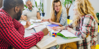 How to Create A Knowledge-Sharing Culture in Your Workplace