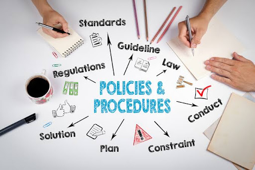 5 Company Policies to Consider When Managing Your Team 