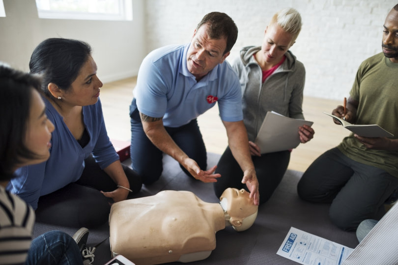 CPR-first-aid-training-810-rawpixel.jpg