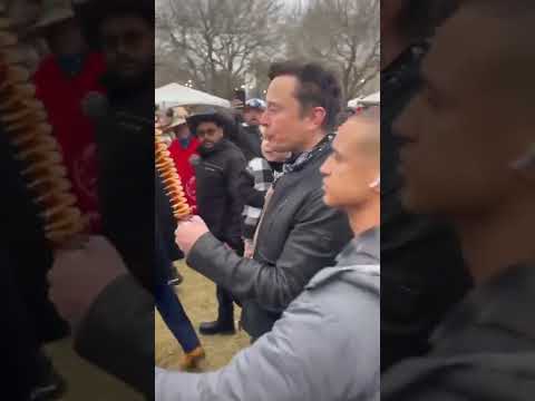 Elon Musk Spotted in Public